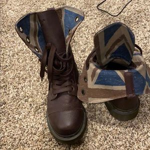 Dr. Martens Women's Aimilie Eye Toe Cap Boot